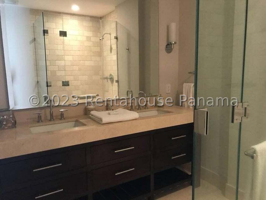 Hermoso Apartamento en Alquiler - Beautiful apartment